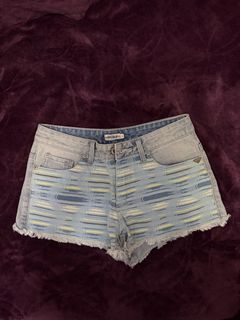 (Category: ) located in . Submitted by prelovedbykristel (Listing ID 1450644726, Image 1). Description: .