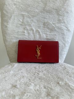 (Category: ) located in . Submitted by closet24 (Listing ID 1450698348, Image 1). Description: .