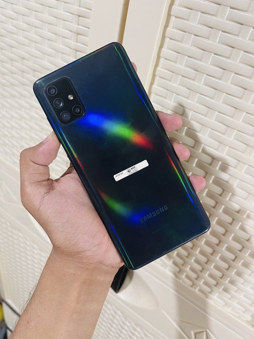 samsung a71 (Category: Samsung) located in Manila. Submitted by rome_tuazon (Listing ID 1450733273, Image 3). Description: samsung a71 8/128gb snapdragon 730 processor amoled screen orig fingerprint working makinis pa unit around north caloocan kaimall or zabarte mall pwde nyo po ibook via lalamove sagot nyo ship ipachevk nyo kuna sa rider nyo before payment.