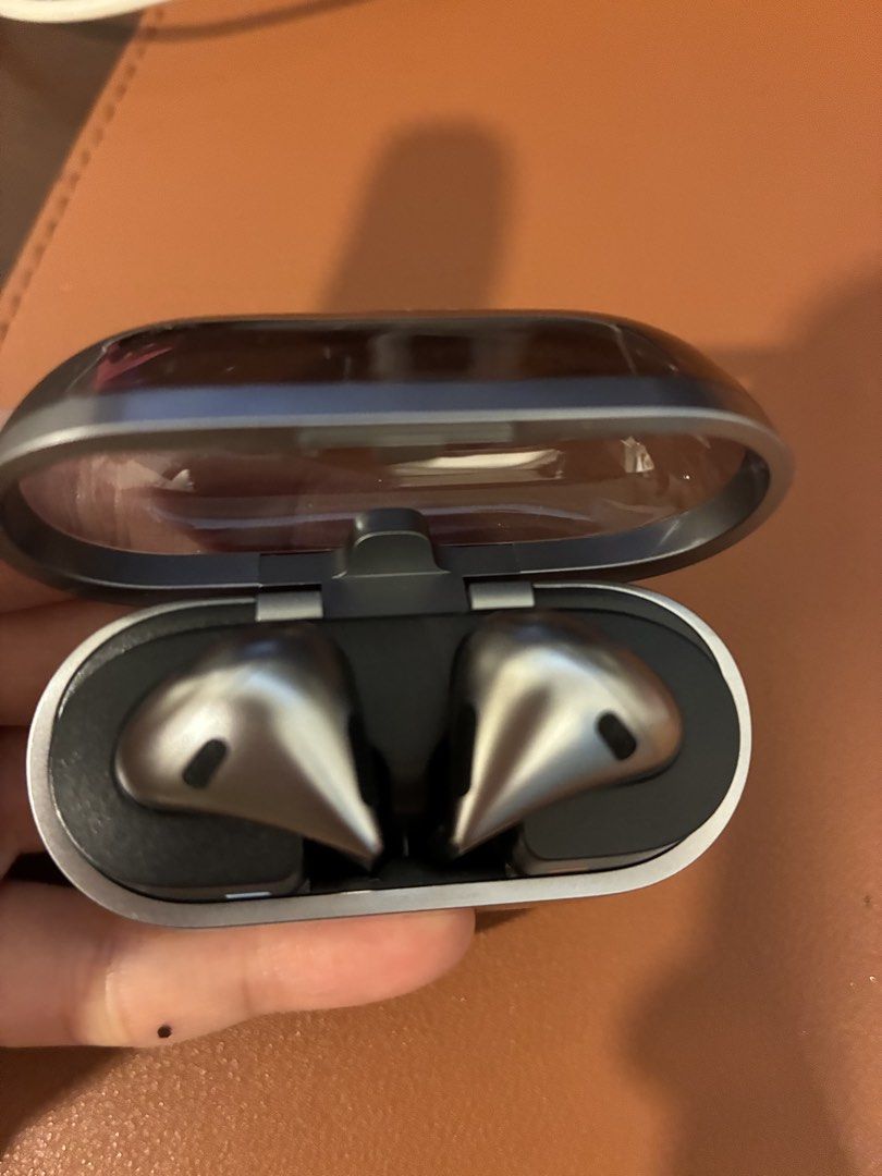 Samsung Galaxy Buds 3514655223568158721