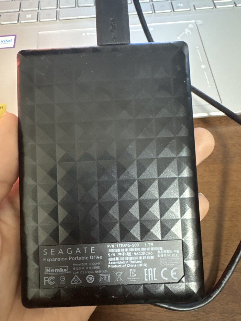 Seagate expansion drive 1 TB513799105440000001