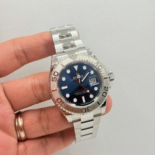 (Category: ) located in . Submitted by sg-watch-hub (Listing ID 1450554730, Image 1). Description: .