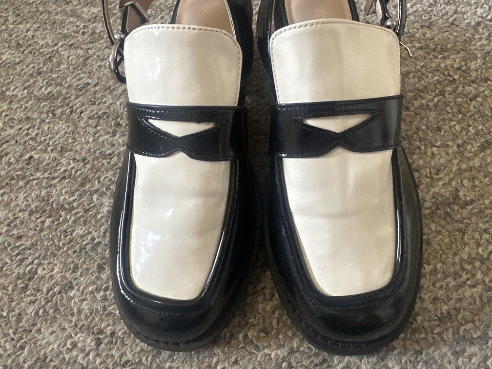 Shoes (Category: Women's Shoes) located in Liverpool. Submitted by amraluckett (Listing ID 1450547433, Image 3). Description: Lily Brown Shoes Size 6.
