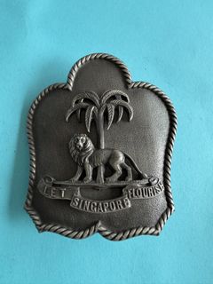 (Category: ) located in . Submitted by buy_sell_vintage_collectibles (Listing ID 1450649801, Image 1). Description: .