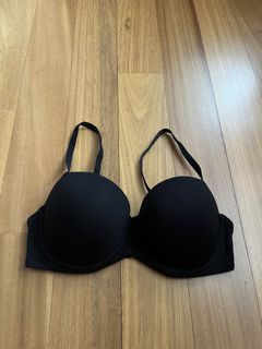 (Category: ) located in . Submitted by ladyshop01 (Listing ID 1450642780, Image 1). Description: .