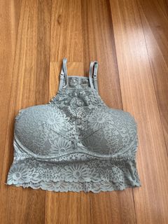 (Category: ) located in . Submitted by ladyshop01 (Listing ID 1450560416, Image 1). Description: .