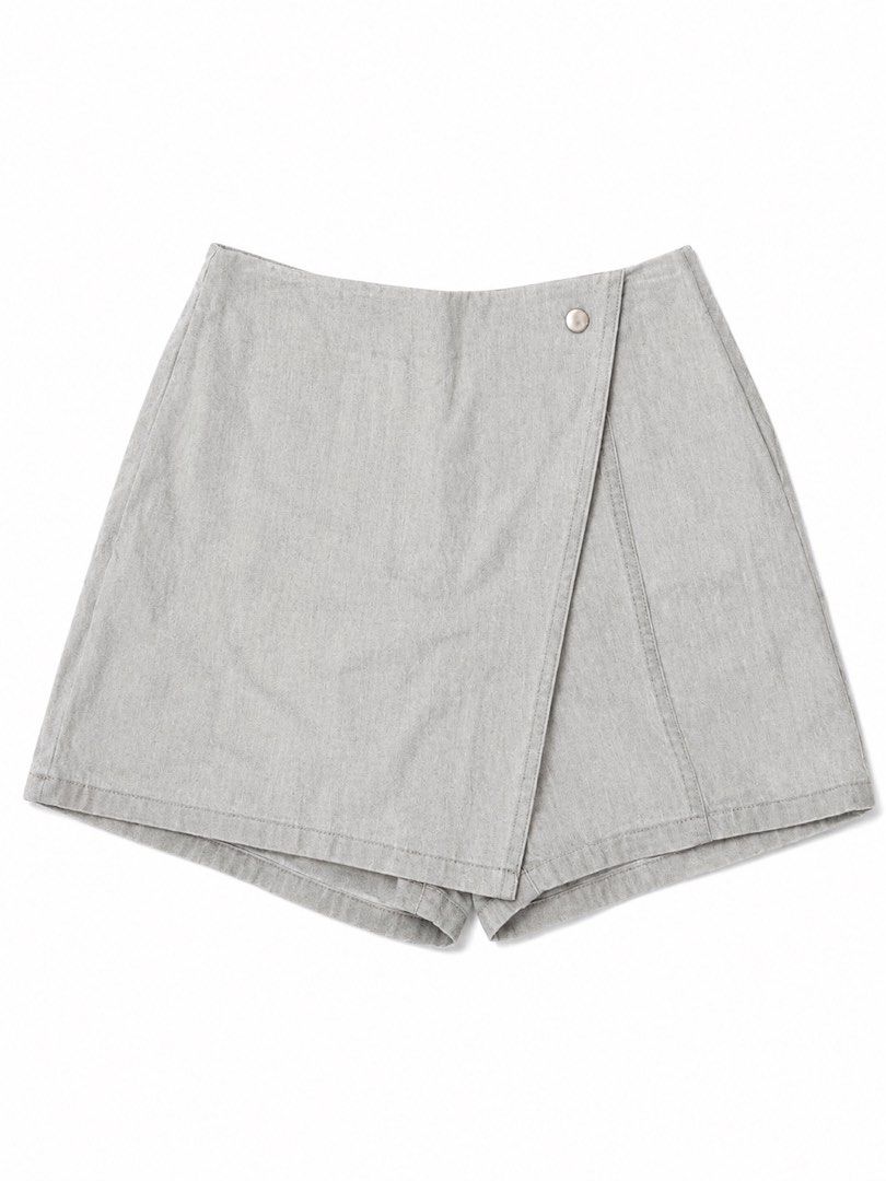 Skort (rok celana) colorbox (Kategori: Gaun & Rok) berada di Jakarta Pusat. Dikirim oleh jessll_ (ID iklan 1450627829, Gambar 1). Deskripsi: pengiriman j&t.