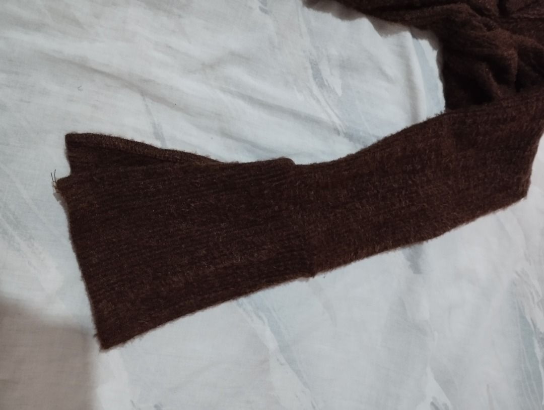 SOLADO Brown Button-Up Fur Longsleeves (Category: Coats, Jackets and Outerwear) located in Caloocan City. Submitted by decluthings_ (Listing ID 1450693237, Image 3). Description: - Brown fur longsleeves from SOLADO - Collared neckline - flared sleeves - Soft and cozy material - Very nice fit !! - Size Small.