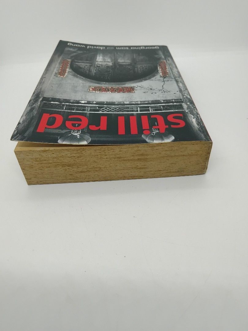Still Red (Category: Storybooks) located in Petaling Jaya. Submitted by garage_buku (Listing ID 1450534791, Image 3). Description: Buku terpakai/Preloved untuk dijual. Judul: Still Red. Penulis: Georgina Sam & David Wong. Harga: RM 10.00. Terbitan: Asian Outrech. Tahun: 2008. Format: Paperback. Jumlah muka surat: 392. Kondisi buku: 1. Kesan penggunaan sederhana. 2. Foxing. Postage: Semenanjung Malaysia: RM 6.30. Sabah & Sarawak: RM 13.50. Proses 