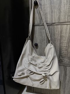 (Kategori: ) berada di . Dikirim oleh mss.preloved (ID iklan 1450589071, Gambar 1). Deskripsi: .