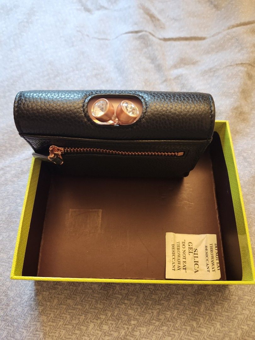 tedbaker銀包 （分類：銀包、卡片套）位於 Hong Kong。 由 aesopp8134.1 提交（商品編號 1450633708，圖片 3）。簡介： 。