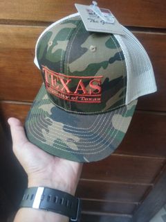 (Category: ) located in . Submitted by KuatroDiyesApparel (Listing ID 1450545484, Image 1). Description: .