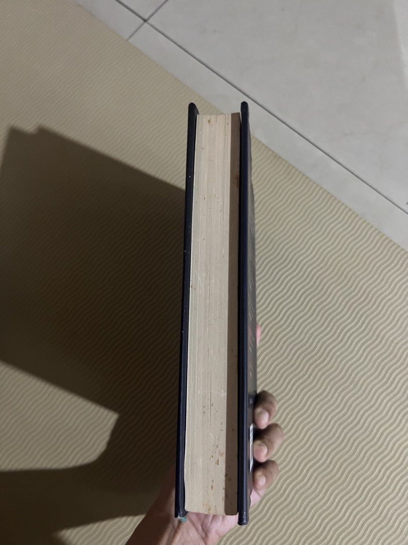 The Midnight Library (Category: Storybooks) located in Apalit. Submitted by dandanmd (Listing ID 1450640742, Image 2). Description: Hardbound copy.