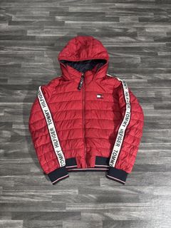 (Category: ) located in . Submitted by yougot.thrifted (Listing ID 1450696848, Image 1). Description: .