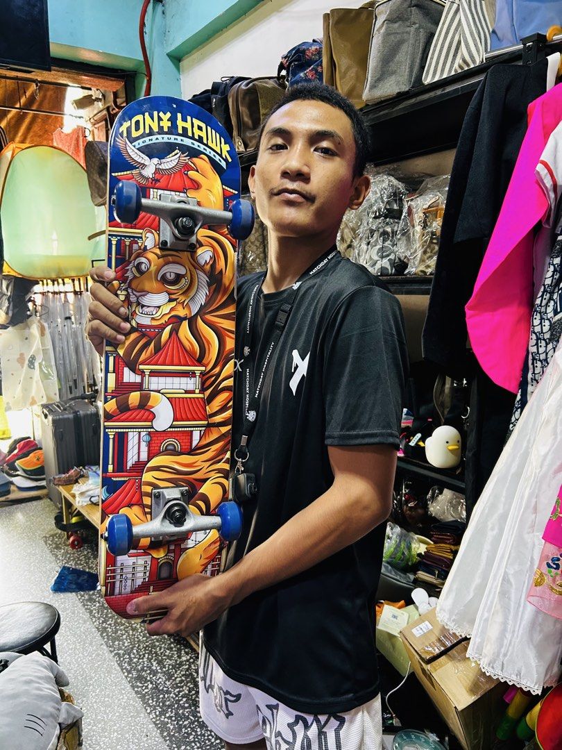 Tony Hawk Skateboard (Category: Community) located in Manila. Submitted by starbalesukandjapansurplus (Listing ID 1450553003, Image 1). Description: .
