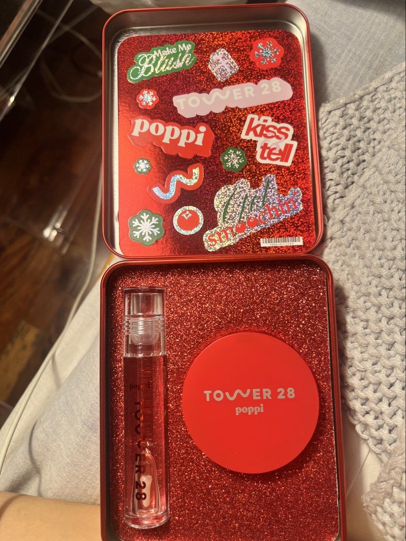 Tower 28 Set Poppi Duo (Category: Makeup) located in Pasig City. Submitted by _spicywingss (Listing ID 1450543469, Image 3). Description: - bought for 1600 -so cute -limited edition - with powder blush and lip jelly.