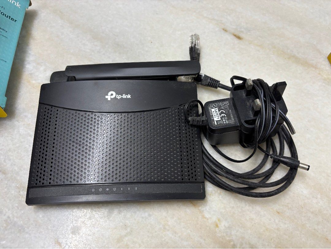 TP-Link 4G LTE Router (Category: Networking) located in Puchong. Submitted by ahmadhafiyy (Listing ID 1450535741, Image 2). Description: - Experience superfast 4G LTE speeds for reliable Wi-Fi. - Connect up to 32 devices simultaneously. - Enjoy maximum network coverage with advanced antennas. - Features WAN connection backup for added reliability. - Simple plug-and-play setup with your SIM card. Self pickup Nilai/Salak Tinggi.