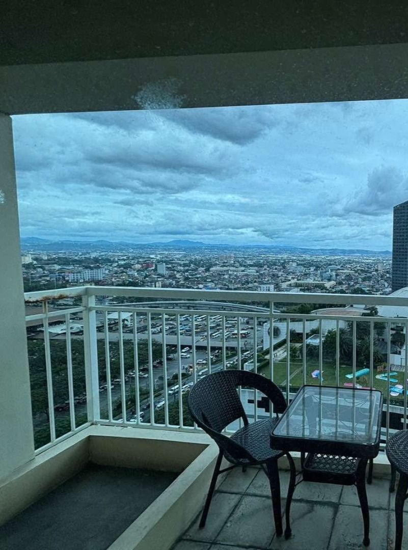 Two Serendra for Rent (Category: Apartments & Condos) located in Manila. Submitted by jeromeasuncion (Listing ID 1450561783, Image 1). Description: FOR LEASE | Two Serendra – Aston Tower, BGC Studio Unit 23rd Floor 42 sqm Fully Furnished Pet-Friendly Monthly Rent: Php 40,000 For Tenants only Call:09777621287.