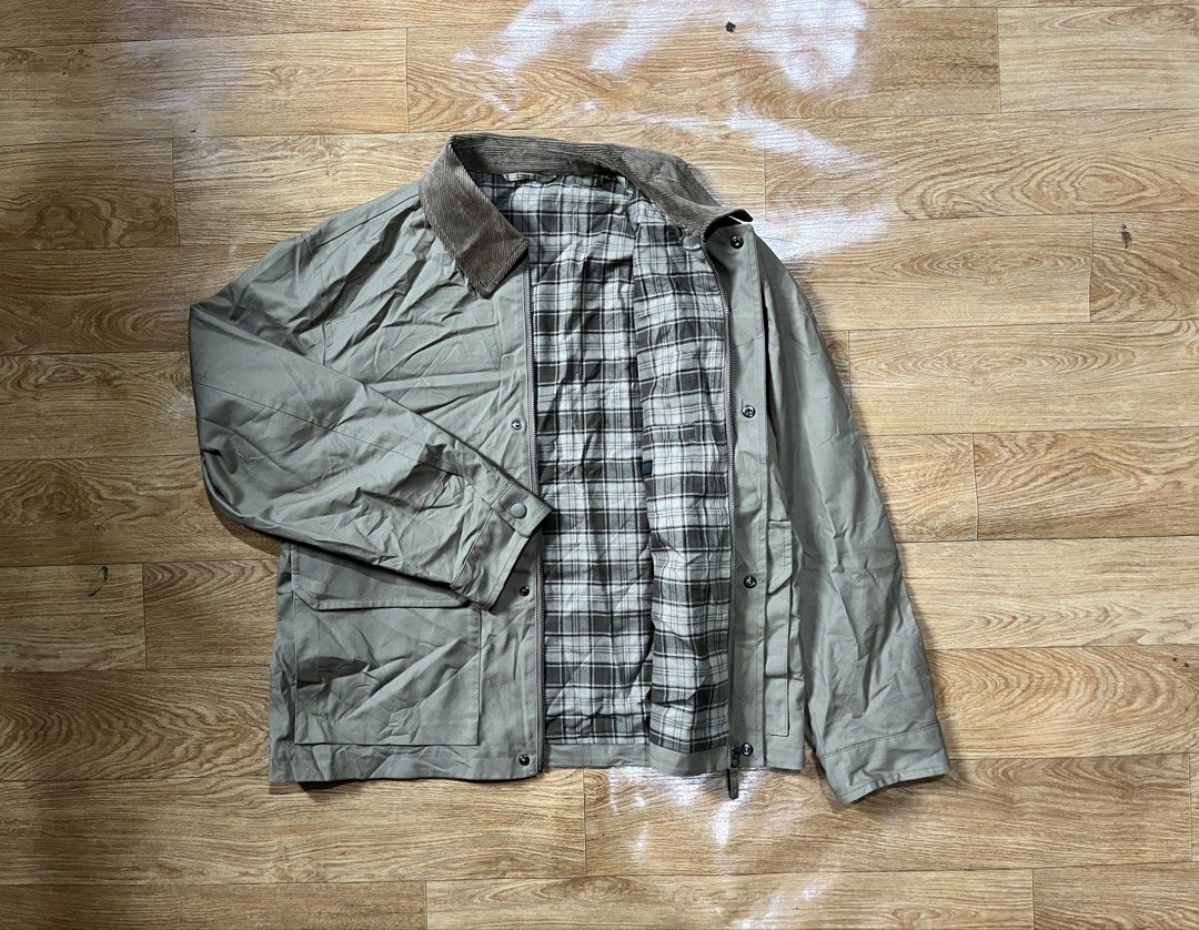 Uniqlo utility blouson Jacket (Category: Coats, Jackets and Outerwear) located in Zamboanga. Submitted by alterramz08 (Listing ID 1450568473, Image 3). Description: Uniqlo Utility blouson Jacket Size medium W23.5 L25 Excellent Condition Price : 1,500 Pesos !.