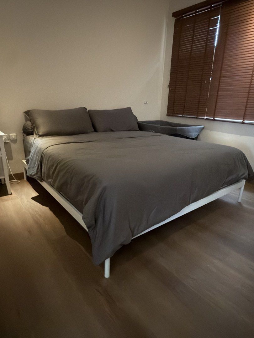Used Bed Frame Velvestad IKEA 180x200 White (Kategori: Perabotan Rumah) berada di Jakarta Barat. Dikirim oleh codigoods (ID iklan 1450584976, Gambar 1). Deskripsi: Used Bed Frame Velvestad IKEA 180x200 cm, warna: White Belum termasuk ongkir Strictly Jabodetabek Area Ongkir ditanggung pembeli.
