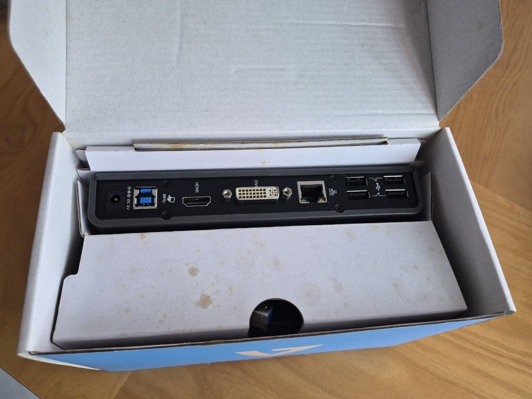 V7 Universal USB 3.0 Docking Station513536661337548804