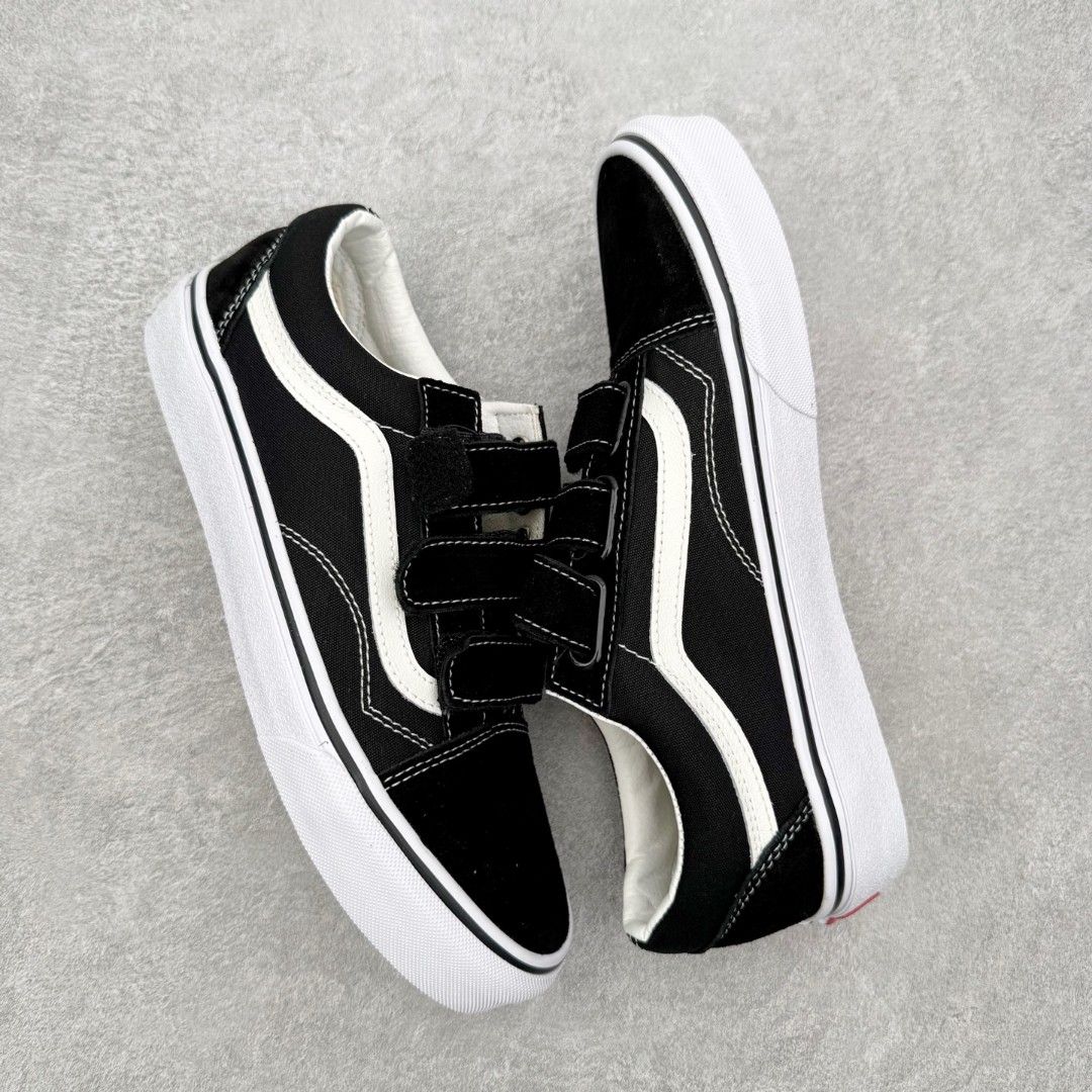 Vans Old Skool （分類：便服鞋）位於 Hong Kong。 由 pink.box 提交（商品編號 1450638751，圖片 3）。簡介： Size: 35-44 https://bluebox.boutir.com。