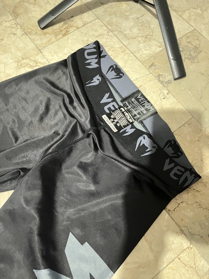Venum Compression Tights X-Small Black MMA BJJ Grappling (Category: Activewear) located in Taguig. Submitted by Jozgreater (Listing ID 1450578056, Image 1). Description: venum compression pants🥊 32cm waistline Taguig location📍 Can do meet up and lalamove🙂 Dm to purchase❤️ - Brand: Venum - Item: Compression Tights - Color: Black - Size: X-Small (XS) .