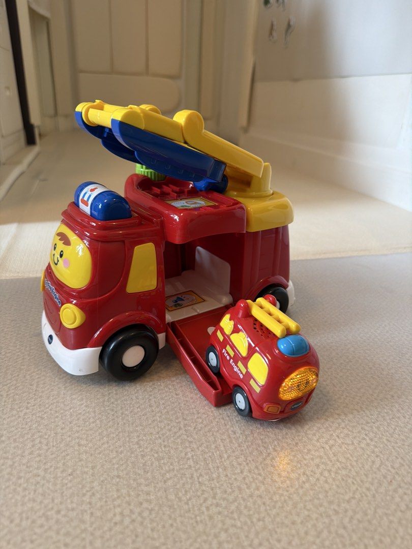 Vtech fire engine （分類：嬰兒玩具）位於 Hong Kong。 由 didic6m 提交（商品編號 1450560839，圖片 1）。簡介： 。
