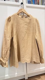 (Category: ) located in . Submitted by sera.closet (Listing ID 1450691889, Image 1). Description: .