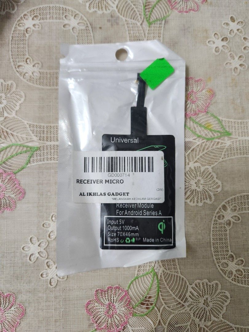 Wireless Receiver Android Micro (Category: Other Mobile & Gadget Accessories) located in Subang Jaya. Submitted by skylai (Listing ID 1450649501, Image 1). Description: brand new item compatible for android micro phone.