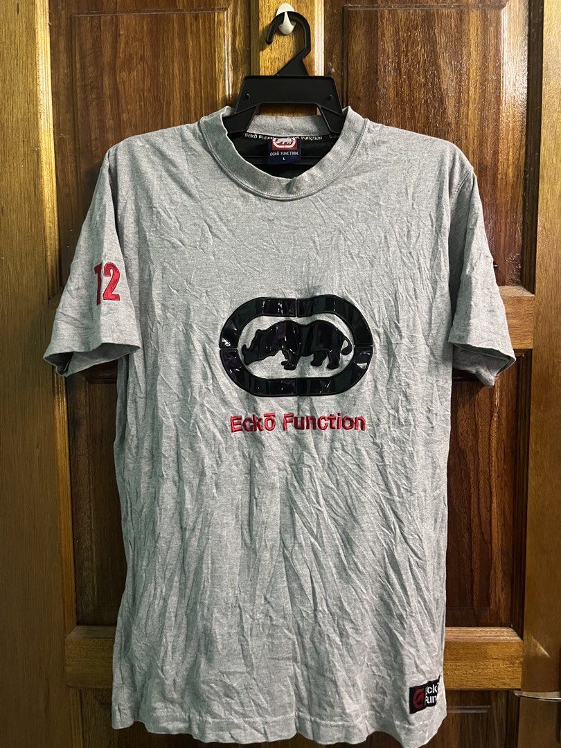 Y2K Ecko Function (Category: Tshirts & Polo Shirts) located in Balok. Submitted by switch2store (Listing ID 1450678328, Image 1). Description: Pit : 20” Labuh : 28”.