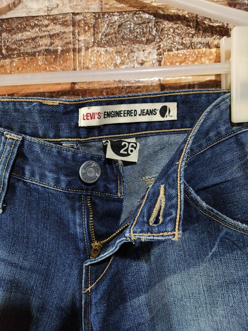 Y2k Levi's Engineered Jeans low rise flared jeans (Category: Jeans) located in Davao. Submitted by vndrgd (Listing ID 1450718365, Image 3). Description: - Levi's Engineered Jeans for women - Size: 26 (fits waist 28-29) - Color: Classic blue wash - Style: Bootcut - Length: 40.5 inches - Hem: 9 inches - Perfect for everyday wear - Please check photos for detailed condition.