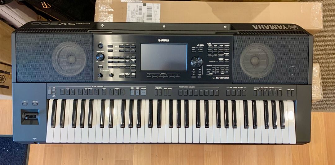Yamaha PSR-SX900 Keyboard (Category: Musical Instruments) located in Caloocan City. Submitted by mysticturtle.6a146f (Listing ID 1450650209, Image 2). Description: Yamaha PSR-SX900 keyboard with large color screen and built-in speakers. Perfect for music production or performance. Includes power adapter..