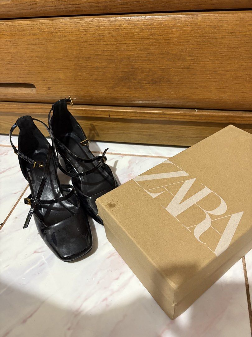 Zara Black Mary Jane Heels (Category: Heels) located in Cavite. Submitted by momomochii (Listing ID 1450641971, Image 1). Description: ZARA Mary Jane Block Heels Brand: Zara Size: EU 36 (Best fits 23 cm feet) Condition: Pre-loved, with minor scratches on the sides (please manage expectations). Still in good, wearable condition. Mode of Payment: GCash or BPI Bank Transfer Mode of Delivery: Lalamove or GGX (GoGo Xpress) – minimum shipping fee of ₱8