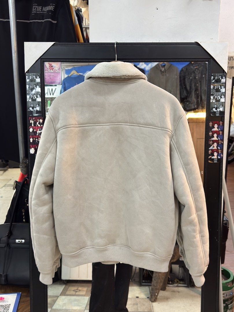 ZARA Sherpa Bomber Jacket (Category: Coats, Jackets and Outerwear) located in Baguio. Submitted by baguioguy (Listing ID 1450665180, Image 3). Description: Zara Bomber Sherpa Jacket Size: Shoulder: 21” Pit to pit:25” Length:26”.