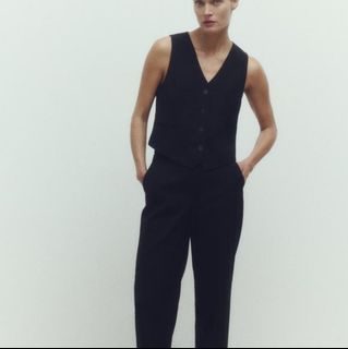 (Category: ) located in . Submitted by coolcloset (Listing ID 1450576521, Image 1). Description: .
