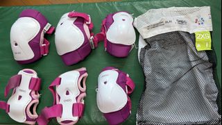 （分類：）位於 。 由 bosspug 提交（商品編號 1447185100，圖片 1）。簡介： 。