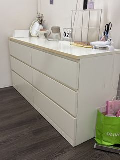 (Category: ) located in . Submitted by justglowsg (Listing ID 1447172509, Image 1). Description: .
