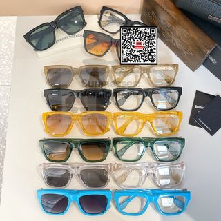 (Category: ) located in . Submitted by sunglasses.versionsale (Listing ID 1447258080, Image 1). Description: .