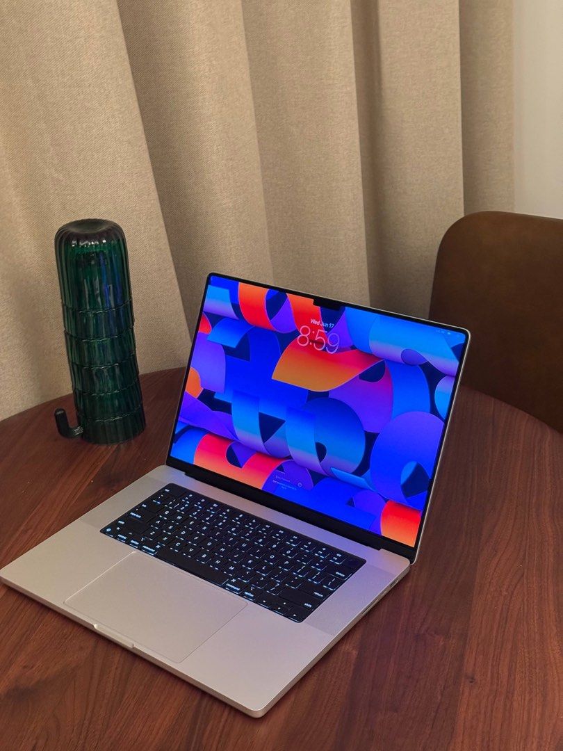 Apple MacBook Pro 16-inch Silver M3 Pro498346713259724801