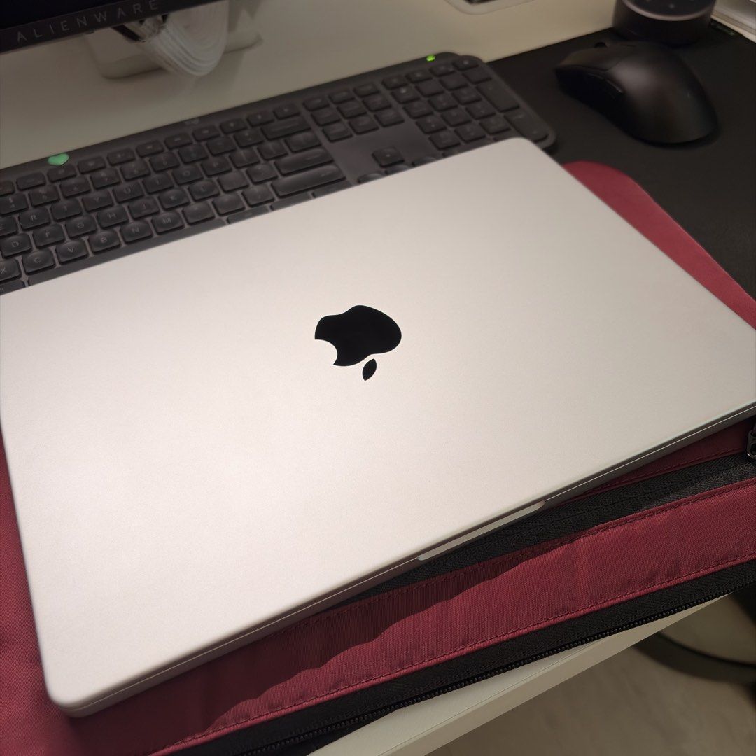 Apple MacBook Pro M1 Pro 14-inch 2021