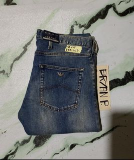 (Category: ) located in . Submitted by thriftchubs (Listing ID 1447147355, Image 1). Description: .