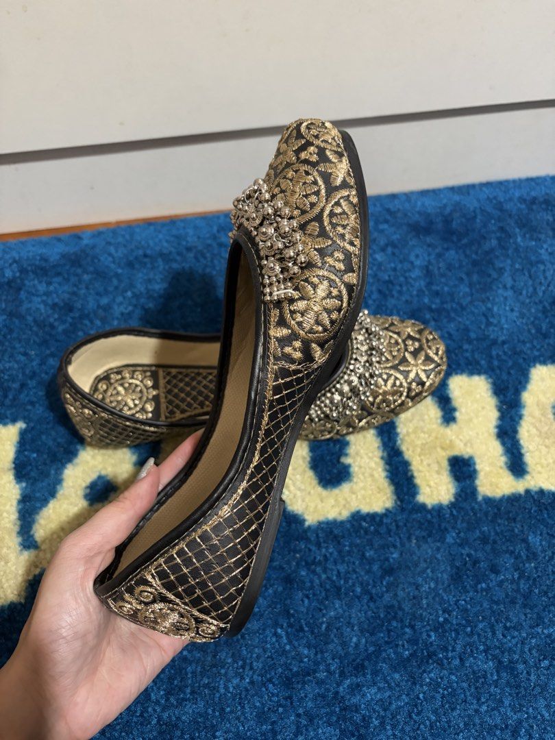 Beaded Flats (Category: Flats & Sandals) located in Las Pinas. Submitted by thisoldattic (Listing ID 1447222402, Image 2). Description: 🌺 Size 5 US Womens 🌺 Handmade in India 🌺Beautifully embellished juttis in cream and gold. 🌺Features intricate beadwork and sequin patterns .