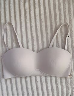 (Category: ) located in . Submitted by tech07 (Listing ID 1447288824, Image 1). Description: .