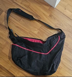 (Category: ) located in . Submitted by skyesavers (Listing ID 1447117576, Image 1). Description: .