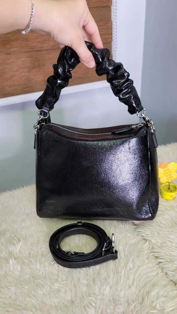 Black Patent Leather Handbag with Ruched Handle (Category: Luxury Bags & Wallets) located in Cavite. Submitted by amairos (Listing ID 1447163260, Image 3). Description: like new small to semi medium twoway no flaws.