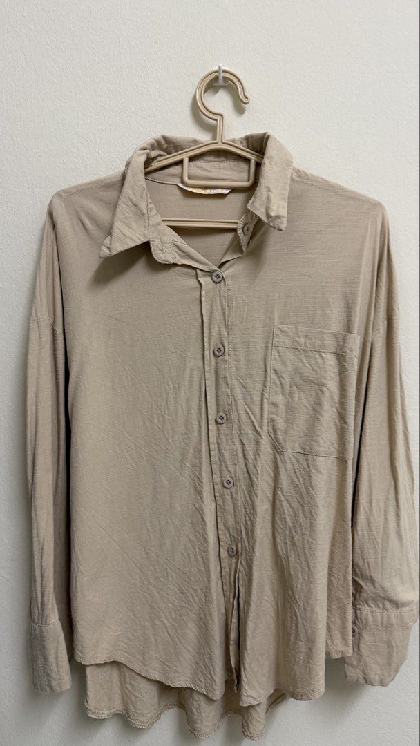 Blouse Three B’s (Category: Blouses) located in Temerloh. Submitted by atiq4h__ (Listing ID 1447249577, Image 1). Description: .