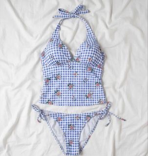(Category: ) located in . Submitted by shaeshops (Listing ID 1447262893, Image 1). Description: .