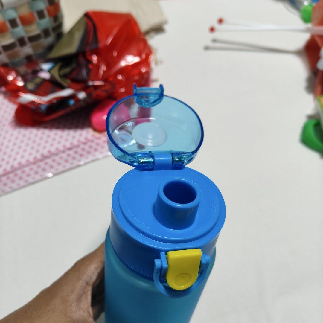 BN Tupperware n other Water Bottles498192455712778243