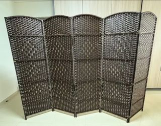 (Category: ) located in . Submitted by joggerislandfurniture (Listing ID 1447290054, Image 1). Description: .